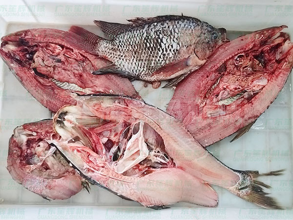 殺魚機 